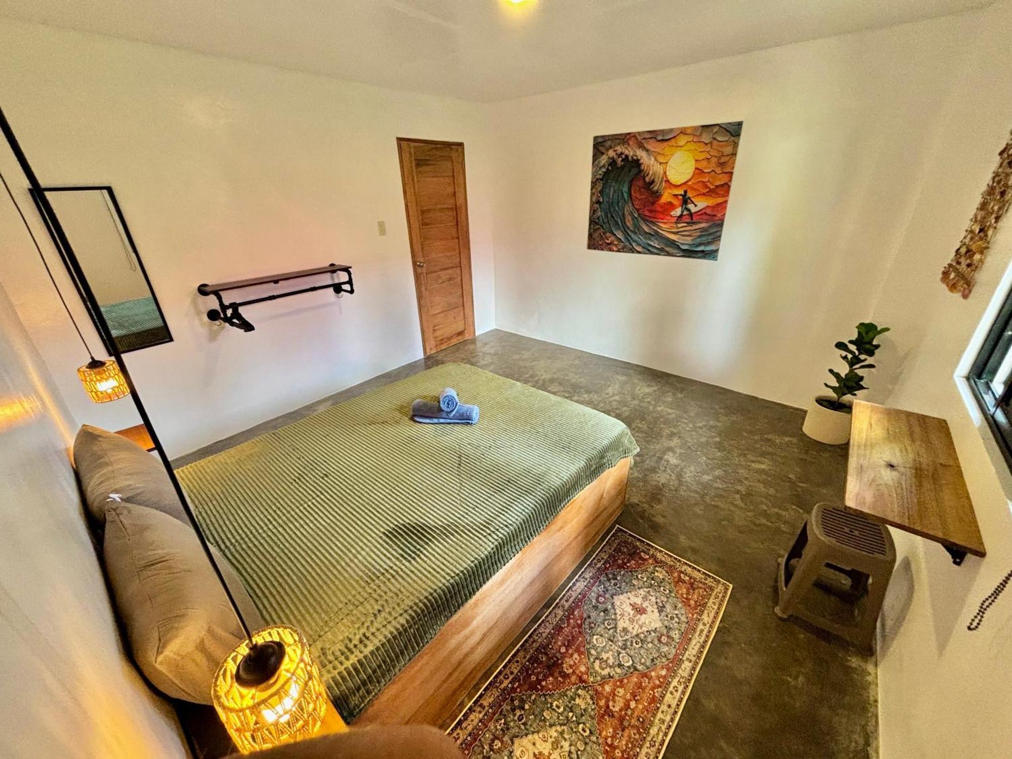 Araw Homestay - Boutique Comfort Хенерал Луна Екстериор снимка